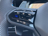 アダプティブクルーズコントロール(ACC)&トラベルアシスト搭載。車間距離維持+車線サポートで快適なドライブを。