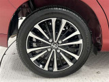 タイヤサイズは175/55R15!残り溝は5ミリ程度です!純正アルミホイール!