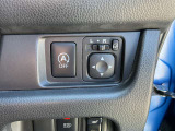 運転席まわりの画像です。