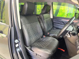 運転席シート廻りは使用感も少なく、良好な状態となっています。丁寧に使われていたことがよくわかりますね。