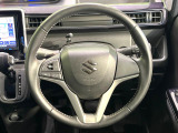 【純正革巻きステアリング】上質な革を使用することで、手にしっかり馴染みとても運転しやすいハンドルです♪