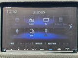 CD・DVD・フルセグTV・ミュージックサーバーが楽しめ、Bluetoothにも対応しています。