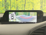 【360&deg;ビューモニター】専用のカメラにより、上から見下ろしたような視点で360度クルマの周囲を確認することができます☆死角部分も確認しやすく、狭い場所での切り返しや駐車もスムーズに行えます。