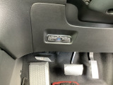 ビルトインタイプの【ETC】で見た目もスッキリ。高速道路の利用にとても便利です。