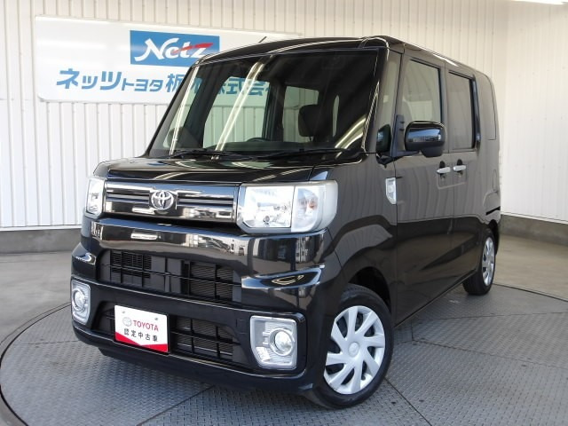 トヨタ ピクシスメガ 