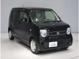 電動格納ミラーになっておりますので、車内からミラーの角度の調節、開いたり・格納ができて便利です♪