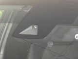 【トヨタセーフティセンス】走行中に前方の車両等を認識し、衝突しそうな時は警報とブレーキで衝突回避と被害軽減をアシスト。より安全にドライブをお楽しみいただけます。