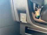 指先一つで操作可能な電動パーキングブレーキ付き♪