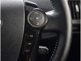ハンドルのスイッチで各機能の操作を行う事が出来てとっても便利♪