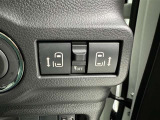 両側電動スライドドアで狭い所でも乗り降り楽々です!