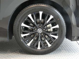 R5年式夏タイヤ225/55R19ダンロップ製です。