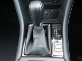 DCT、CVT、従来型のATなど、すべてのトランスミッションの利点を集約し、ロックアップ領域を大幅に拡大し伝達効率の向上とマニュアルトランスミッションのようなダイレクト感を実現した自社製ATです。