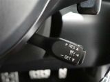 オートクルーズを装備しており、ロングドライブでの疲労軽減に役立ちます。