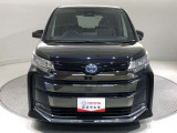 「フロントマスク」です。車の印象を決めるのは【顔】。この車の顔つきは、きっとあなたにピッタリ!?