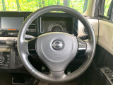 【純正革巻きステアリング】上質な革を使用することで、手にしっかり馴染みとても運転しやすいハンドルです♪