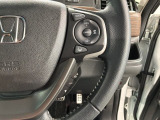 クルーズコントロールを装備しています。高速道路などで一定の速度で走ってくれるので運転が楽ですよ!速度を設定できますので、スピードの出しすぎにも注意できます。