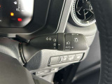 対向車がいないとき、見通しの悪い道路は暗くて怖いですよね。。。こちらのクルマはオートマチックハイビーム搭載です!対向車の有無で自動でハイ・ロウビームに切り替えます。