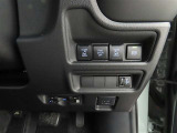 両側電動のスライドドアで楽々スムース!運転席からも開閉の操作もできます♪キーのスイッチひとつで自動開閉できる便利な機能もついてます♪