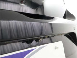 バックカメラが付いているので後方確認が非常にしやすいです。今や運転初心者も熟練者も必須装備!ついていて損はないですね♪