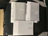 取扱説明書やメンテナンスノートも揃っています。