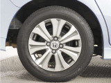 ◆純正アルミホイール装着車です!これで足元まわりもおしゃれにきまります!