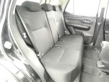 ゆとりある広々とした車内空間は、ドライブを始め買い物やレジャーなど、幅広く活躍します。一人でもみんなとでもお出かけを楽しみましょう!
