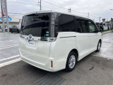 全国のトヨタディーラーにて保証が受けられるロングラン保証が1年間無料でつきます。別途費用にて3年間に延長できます。