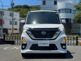 お支払い総額は県内登録・店頭納車にての表示をさせて頂いております。登録のご住所によって県外登録費用が必要となりますし、ご依頼によっては別途陸送費用が必要となる事も御座います。