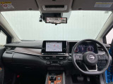 フロントガラスも大きく、視界が良いので運転しやすくなっております