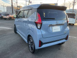 全国の日産販売会社で点検&修理、保証サービスが受けれます。