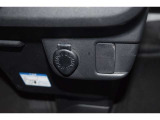 当店は全車『ロングラン保証』付!(1年間、距離無制限 HV車はHV保証付) 別途延長保証もご用意しております♪ ぜひ現車を確認にご来店ください