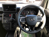 運転中も見やすいメーター。