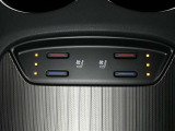【シートヒーター搭載】シートを温めてくれる暖房機器です!長時間座っていると負担が掛かりやすい背中や腰、または冬場の寒い日に冷えやすい脚部に快適なぬくもりを♪