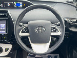 【ステアリングスイッチ】運転中、前方から目線をそらすことなく、オーディオ等の操作が可能な便利機能!安心&快適なドライブを演出してくれます♪