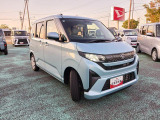 当店は高柳交差点の角にあります。大きなダイハツの赤い看板が目印です。