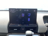 ホンダギャザーズメモリーナビ、フルセグ、DVD、CD再生にbluetoothのオーディオ機能が充実しています。