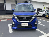 しっかりとしたフロント周りに大きなフロントガラスで見通しも良いですよ!