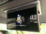 【フリップダウンモニター】大画面モニターで後席でもエンタメをお楽しみいただけます。小さなお子様にも大人気の装備です♪
