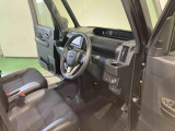 納車前にはプロのメカニックが点検、整備を行いますので安心してお乗り頂けます!!