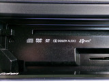 CD/DVD再生やSDカードに対応し、音楽や映像を快適に楽しめます。Dolby Audio搭載で臨場感あるサウンドを実現。