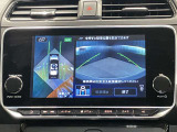 【プロパイロットパーキング】駐車したい位置を設定するだけであとはボタンを押し続けるだけで駐車はリーフにお任せ♪