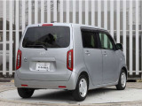 お支払いはホンダクレジットをご利用ください。運転免許所をご持参いただければ審査が可能です。また月々のお支払金額を抑えられるなど、メリットがいっぱいの据え置きクレジットもご用意しております。