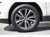 当店は全車『ロングラン保証』付!(1年間、距離無制限 HV車はHV保証付) 別途延長保証もご用意しております♪ ぜひ現車を確認にご来店ください