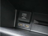 ◆USBチャージャー◆使いやすい場所に装備されています。