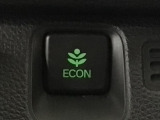 ★ECONスイッチ★ エコドライブを加速しよう!スイッチをONにすると、運転の仕方によるロスを抑え込み燃費をよくするようクルマが頑張ります(*^ー^*)燃費向上にチャレンジ♪