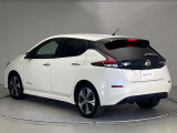 【ワイド保証】日産販売店の中古車には、無料で保証が付いています。走行距離無制限で、無料保証期間は1年間から。品質に自信があるから実現した、日産ならではの保証です。