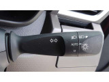 ライトもAUTO機能が付いていて、暗くなると自動で点灯し、明るくなると自動で消灯するので、大変お役にたちますよ!!