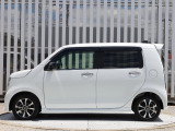 現車確認をご希望の際は、ご希望の日時等を営業スタッフまでご連絡下さい。もちろんお見積りメールでのご連絡もお待ちしております。