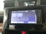 音楽ソース選択画面です、この画面からソース選択していただきます。Bluetooth接続して頂きますと携帯電話の音楽もお車で聴くことができます