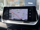 オプションである純正ナビに加え、AppleCarPlay/AndroidAutoも使用可能です